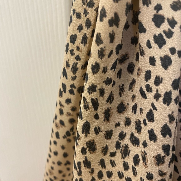Abercrombie Leopard Print Blouse - Picture 3 of 4